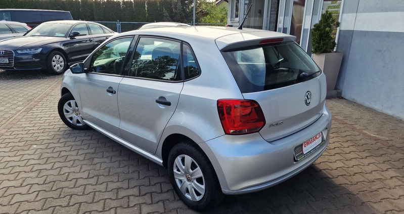 Volkswagen Polo cena 25999 przebieg: 175000, rok produkcji 2013 z Zambrów małe 326